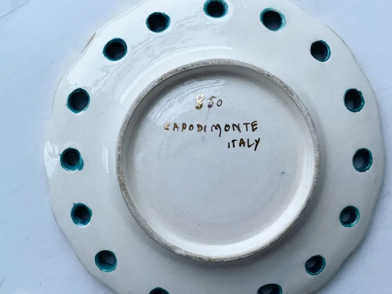 Billede 4 - Italiensk med gennembrudt kant og børn