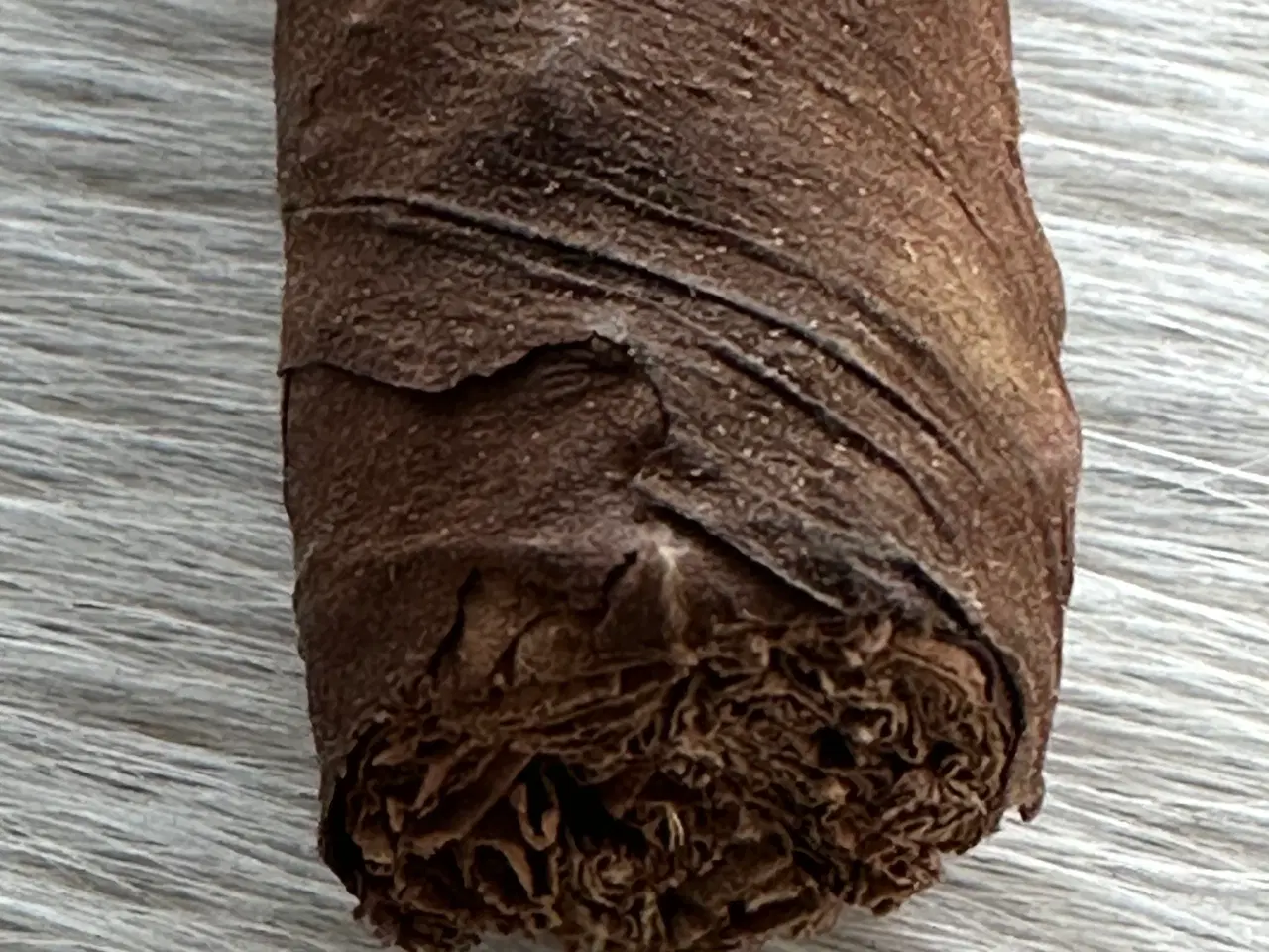 Billede 3 - Ni cigarer i original håndlavet æske. 