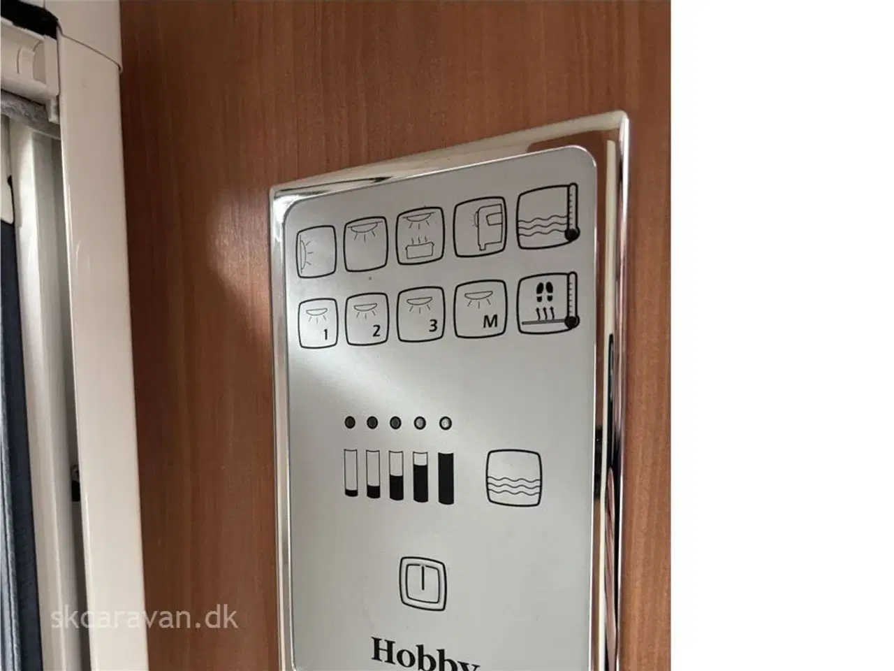 Billede 11 - 2013 - Hobby De Luxe 460 UFe Pæn og velholdt campingvogn