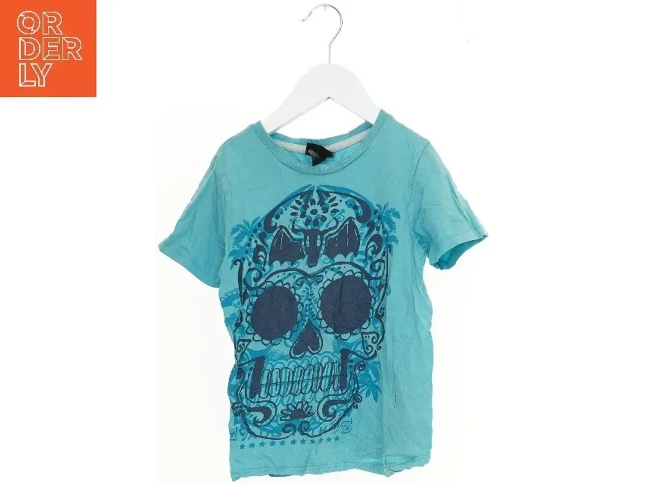 Billede 1 - T-shirt med kranie design fra H&M (str. 116)