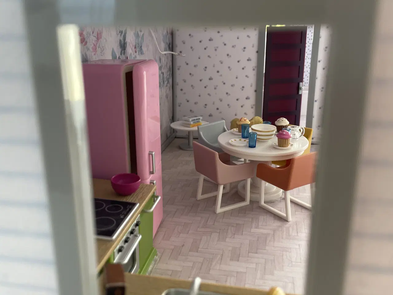 Billede 6 - Lundby dukkehus med tilbehør 