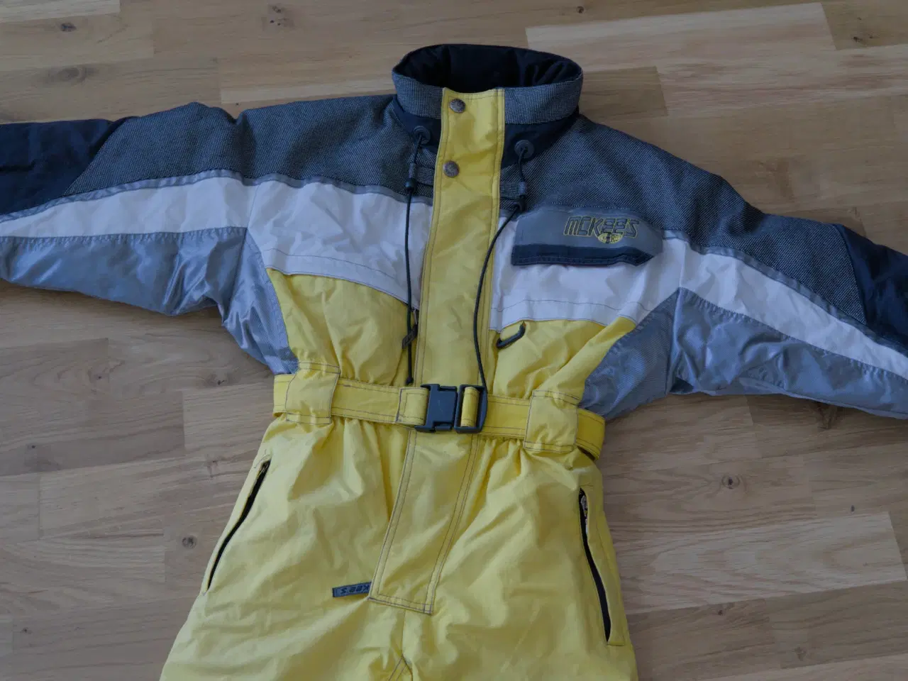 Billede 2 - Gul heldragt skidragt/flyverdragt