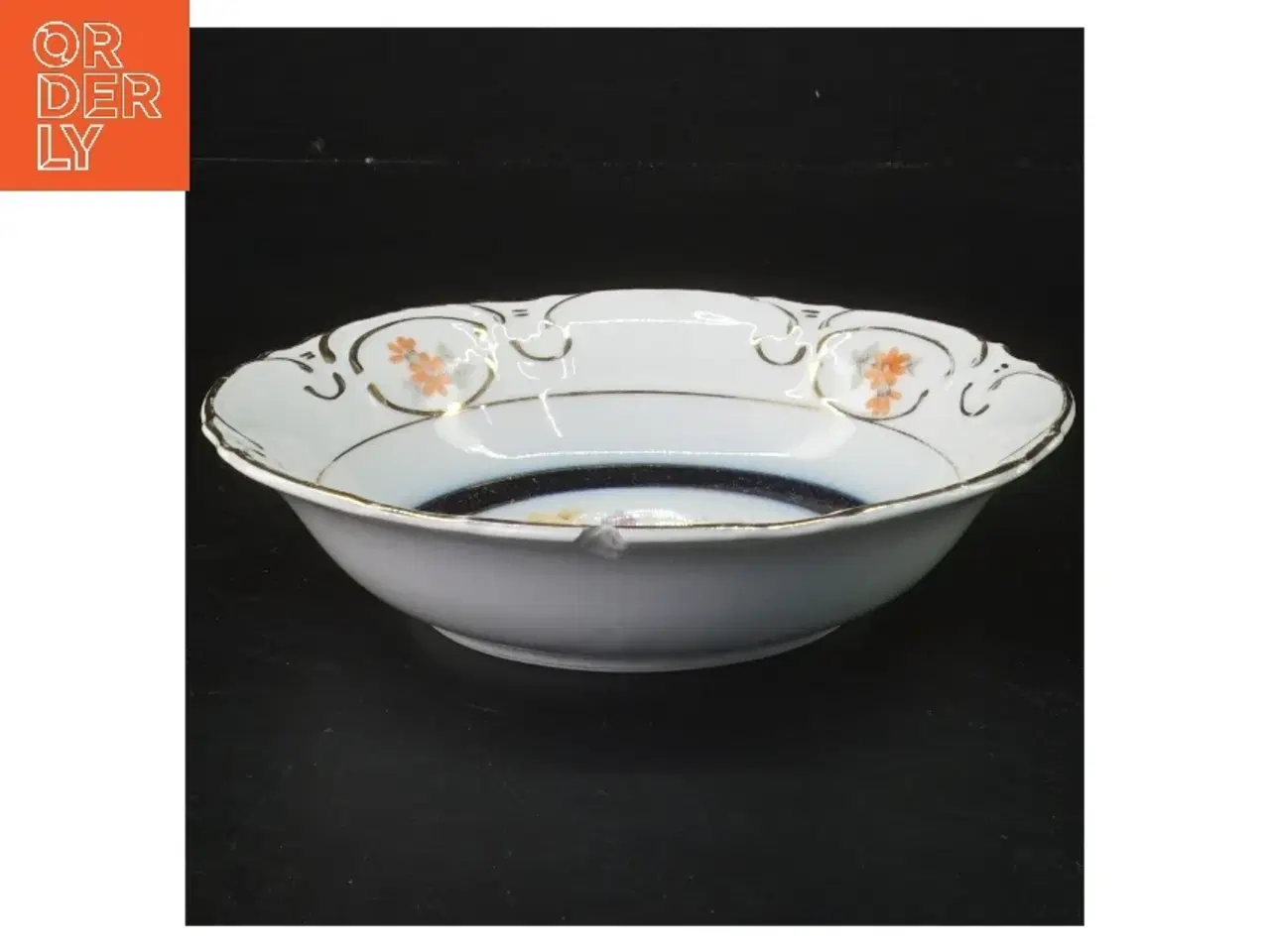 Billede 1 - Dekorativ porcelænsskål med blomster fra RM Japan (str. Ø 16x3 cm)