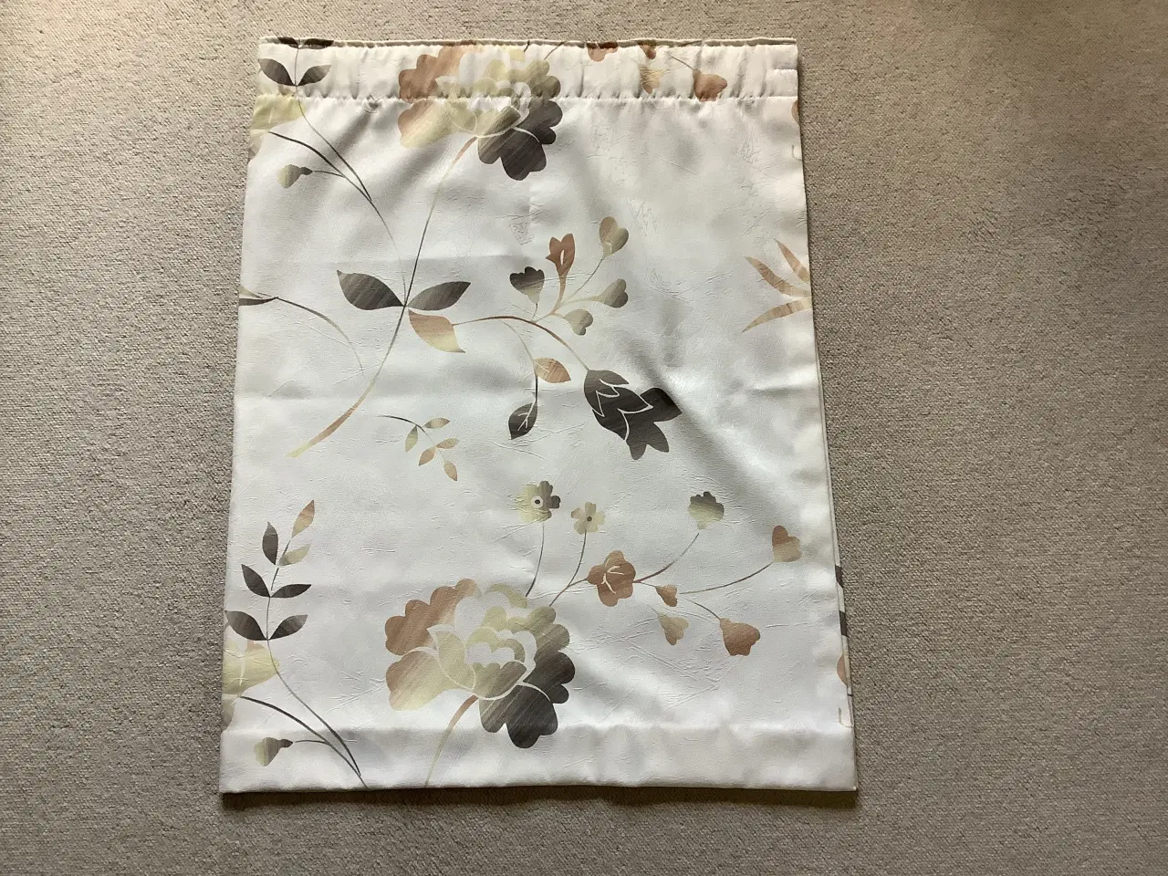 Billede 3 - Gardiner til stue