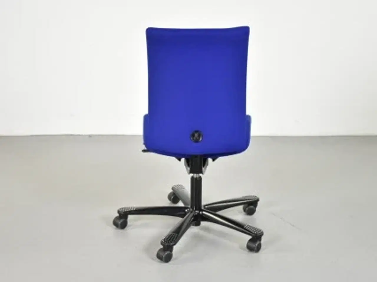 Billede 3 - Häg h04 4400 kontorstol med blåt polster og sort stel