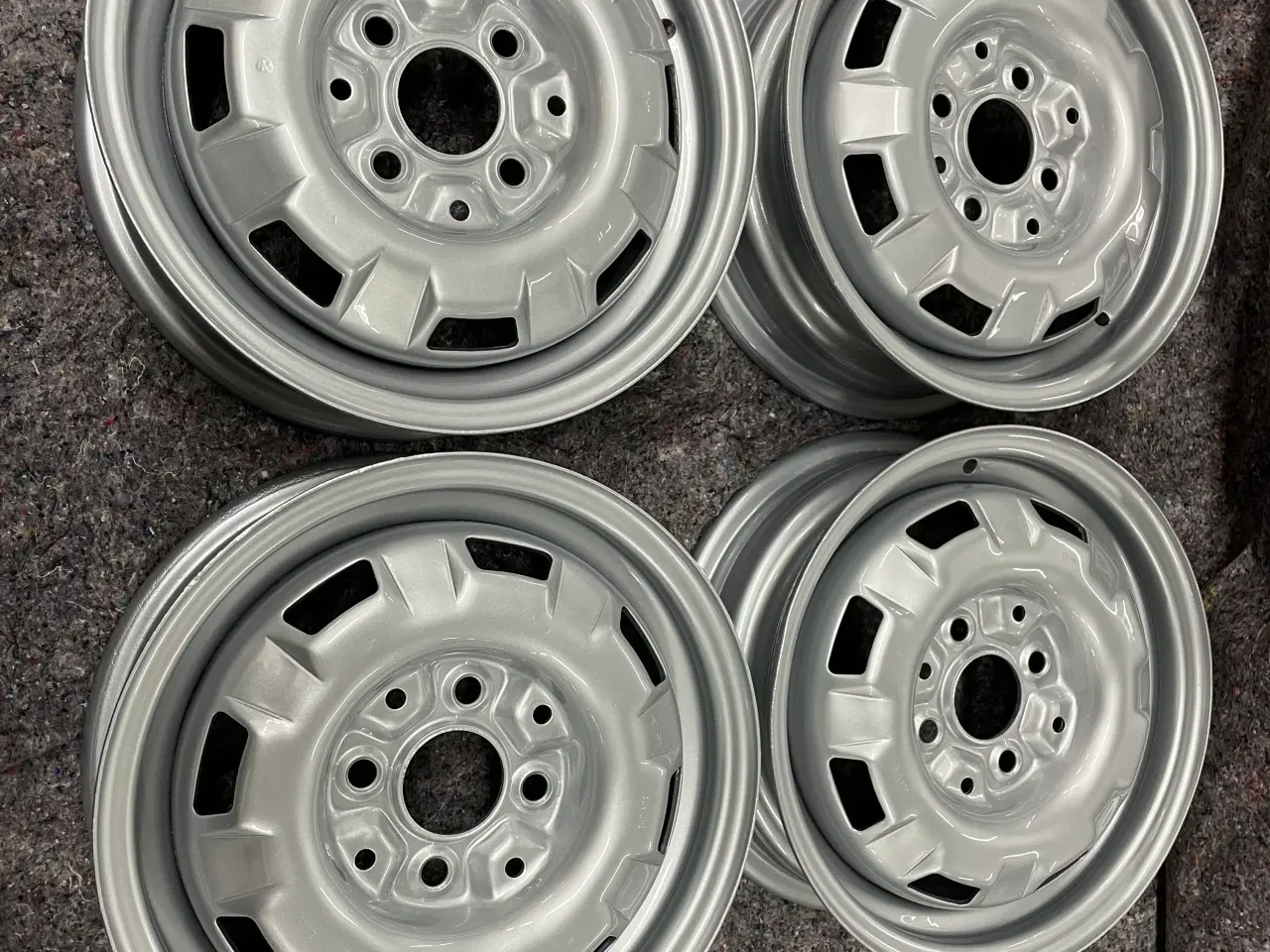 Billede 1 - Golf mk1 stålfælge golf 1 stålfælge
