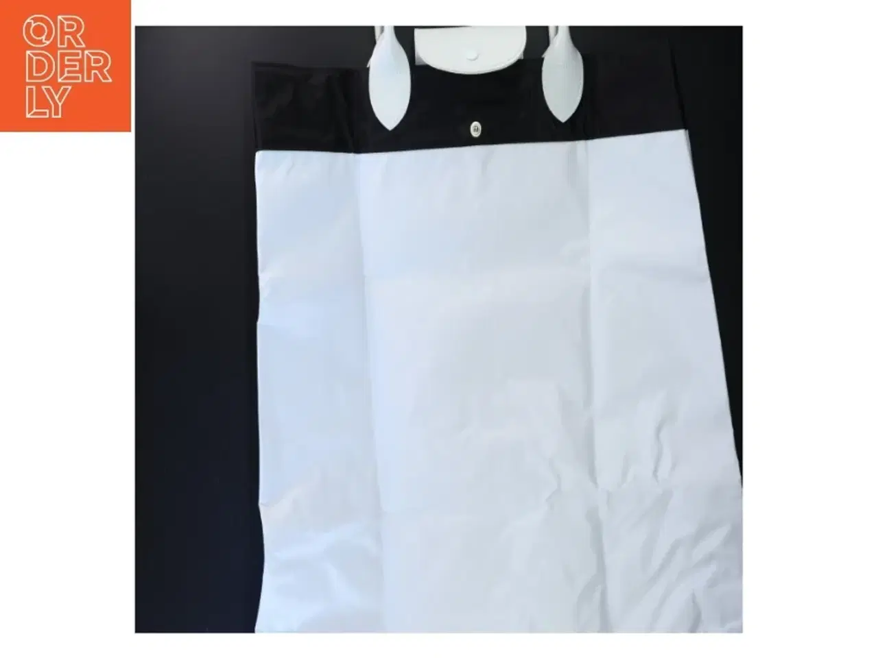 Billede 4 - Hvid taske (str. 24x15 cm)