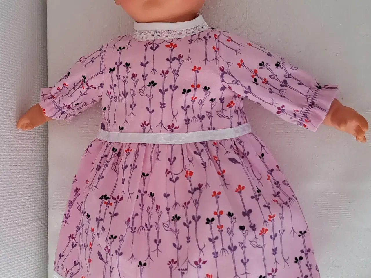 Billede 11 - Dukketøj til Asi eller til dukker på 46cm.