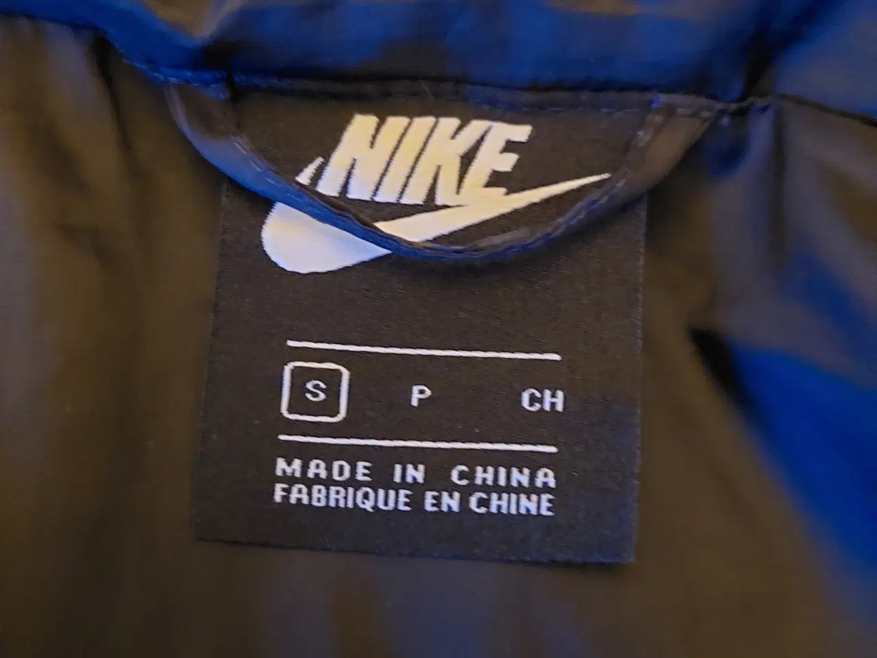 Billede 2 - Nike jakke 