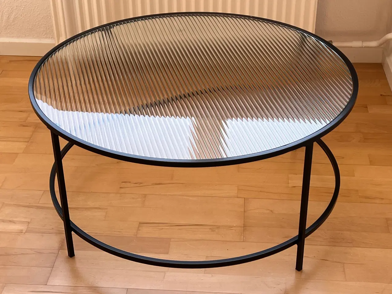 Billede 1 - Sofabord i glas fra Ilva. 