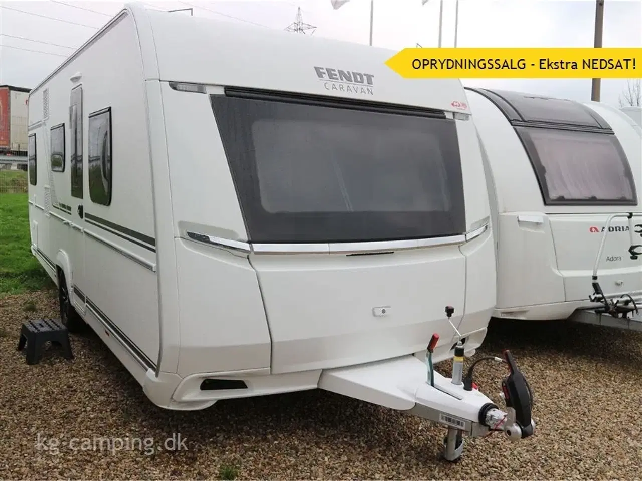 Billede 1 - 2023 - Fendt Apero 560 SKM   OPRYDNINGSSALG - Ekstra NEDSAT! - Denne lækre køjevogn fra Fendt sælges nu til nedsat pris incl. nyt Isabella telt. værdi 30.000,- kr