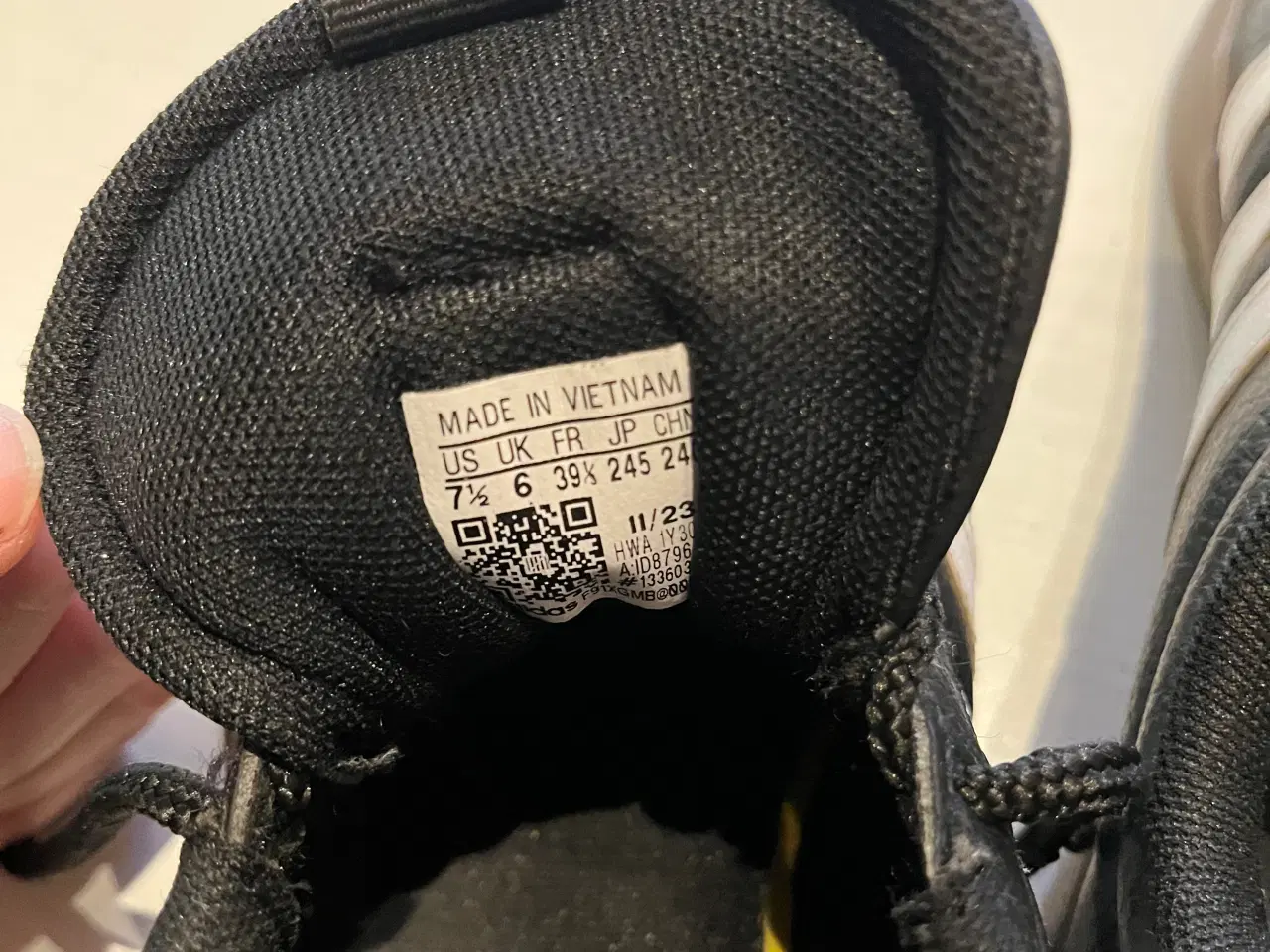 Billede 5 - Adidas Sneakers str. 39 1/3 i sort