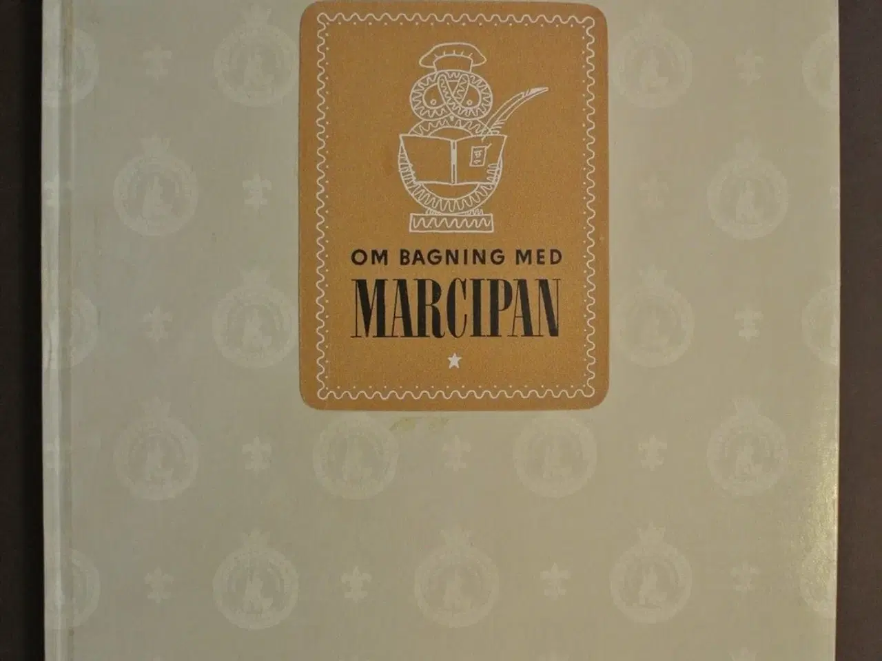 Billede 1 - om bagning med marcipan, emne: mad og vin
