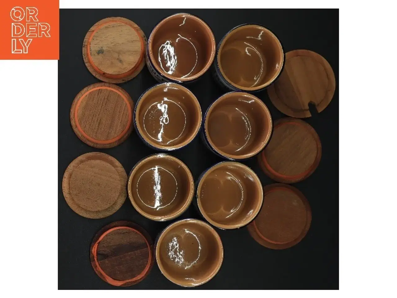 Billede 2 - Krydderiglas med trælåg (str. H. 7,5 cm. ø. 7 cm)