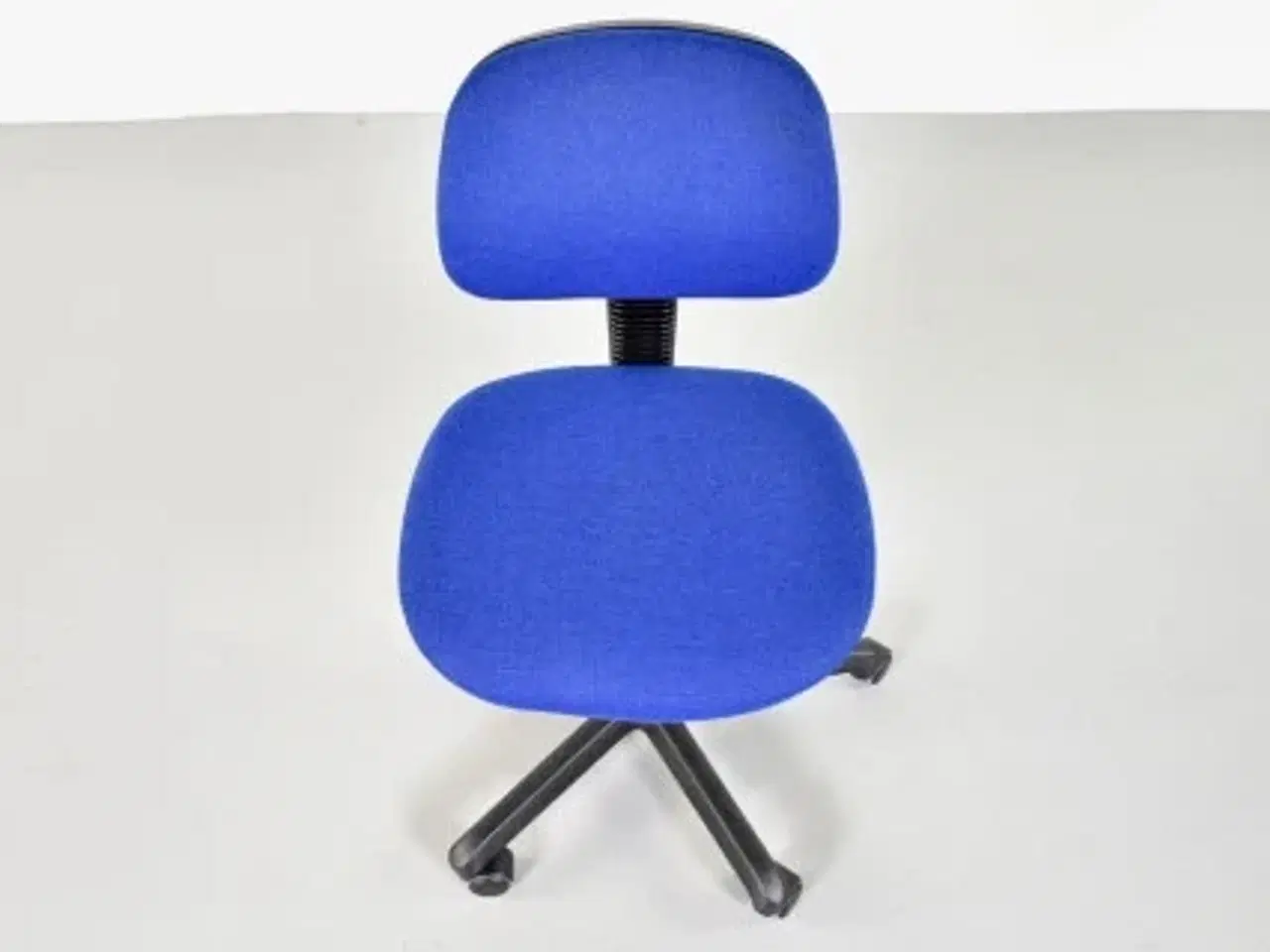 Billede 5 - Dauphin kontorstol i blå med sort stel