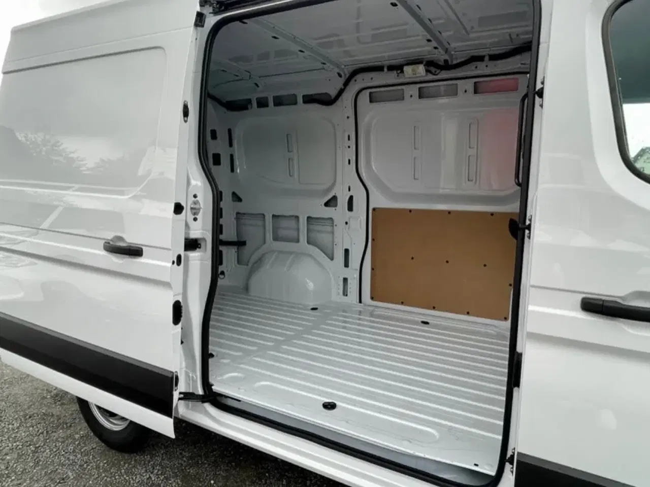 Billede 6 - Renault Master V T35 87 E-Tech L2H2 Kassevogn Tekno