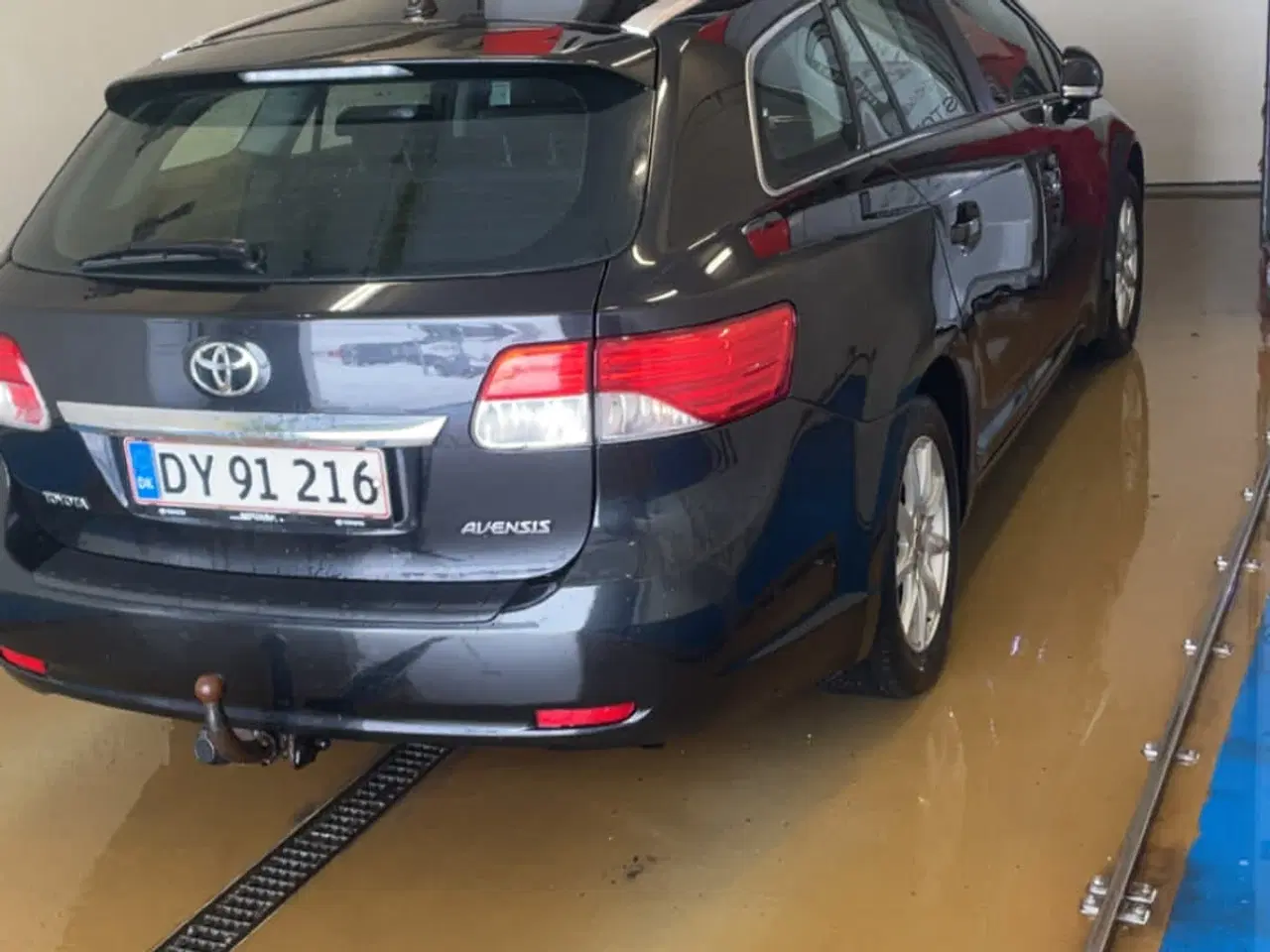 Billede 2 - Toyota Avensis stc.1,8 benzin