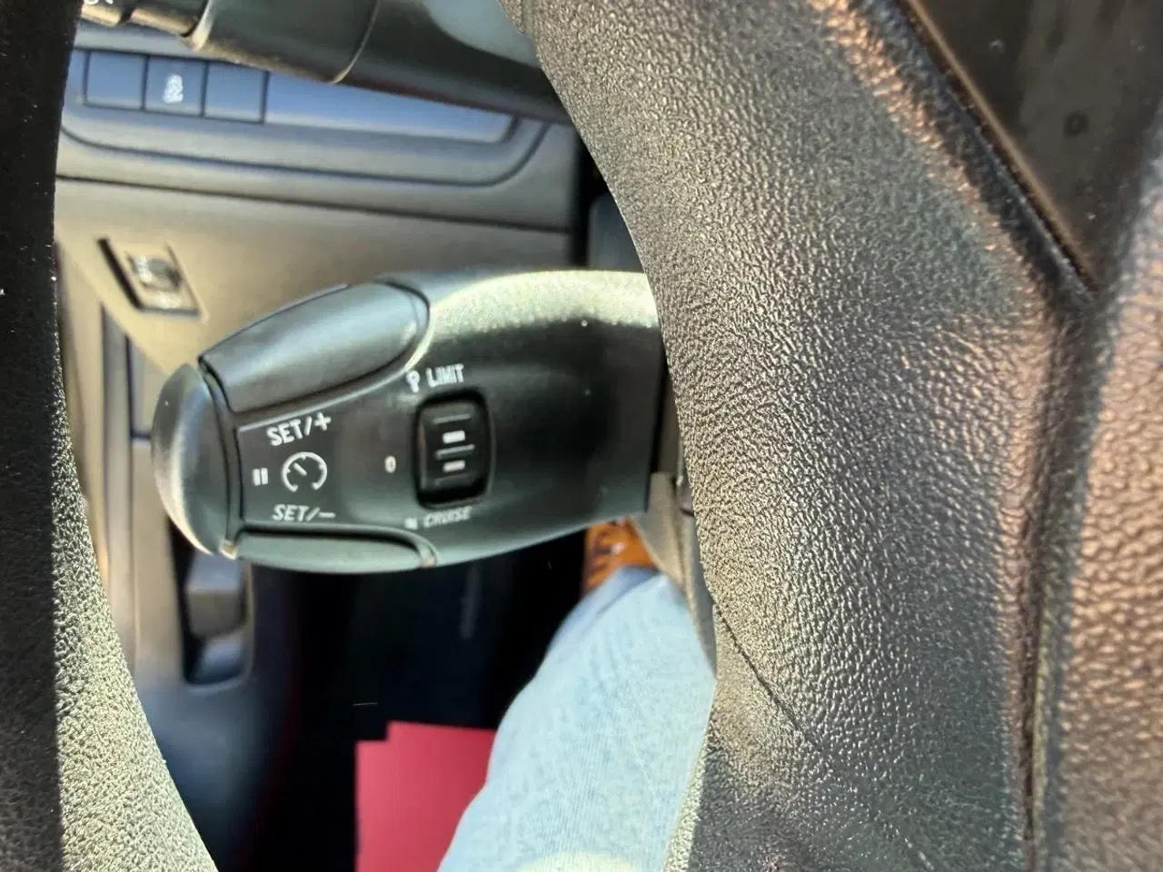 Billede 19 - Peugeot 208 1,2 VTi 82 Active Navigator