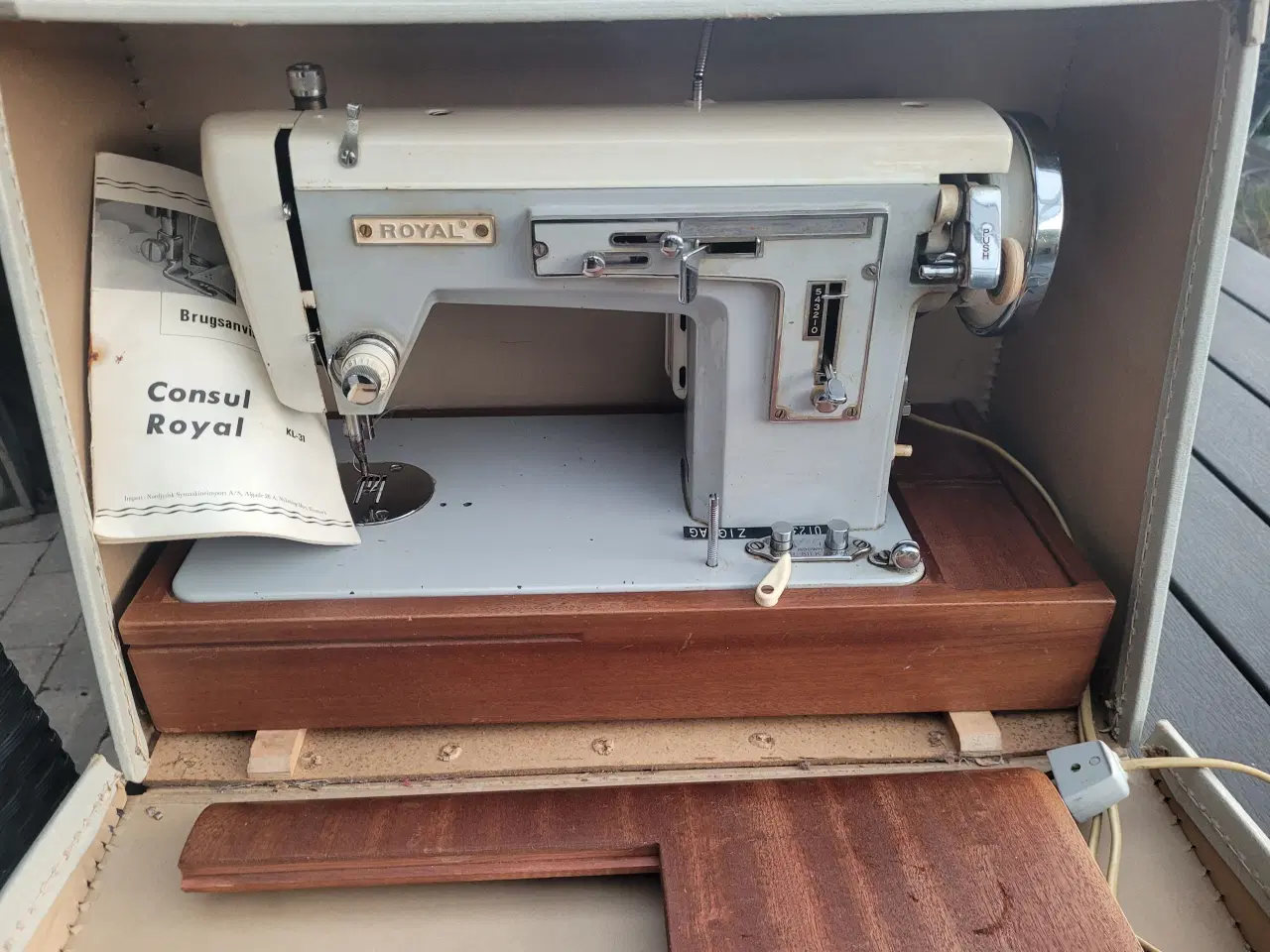 Billede 1 - Royal symaskine