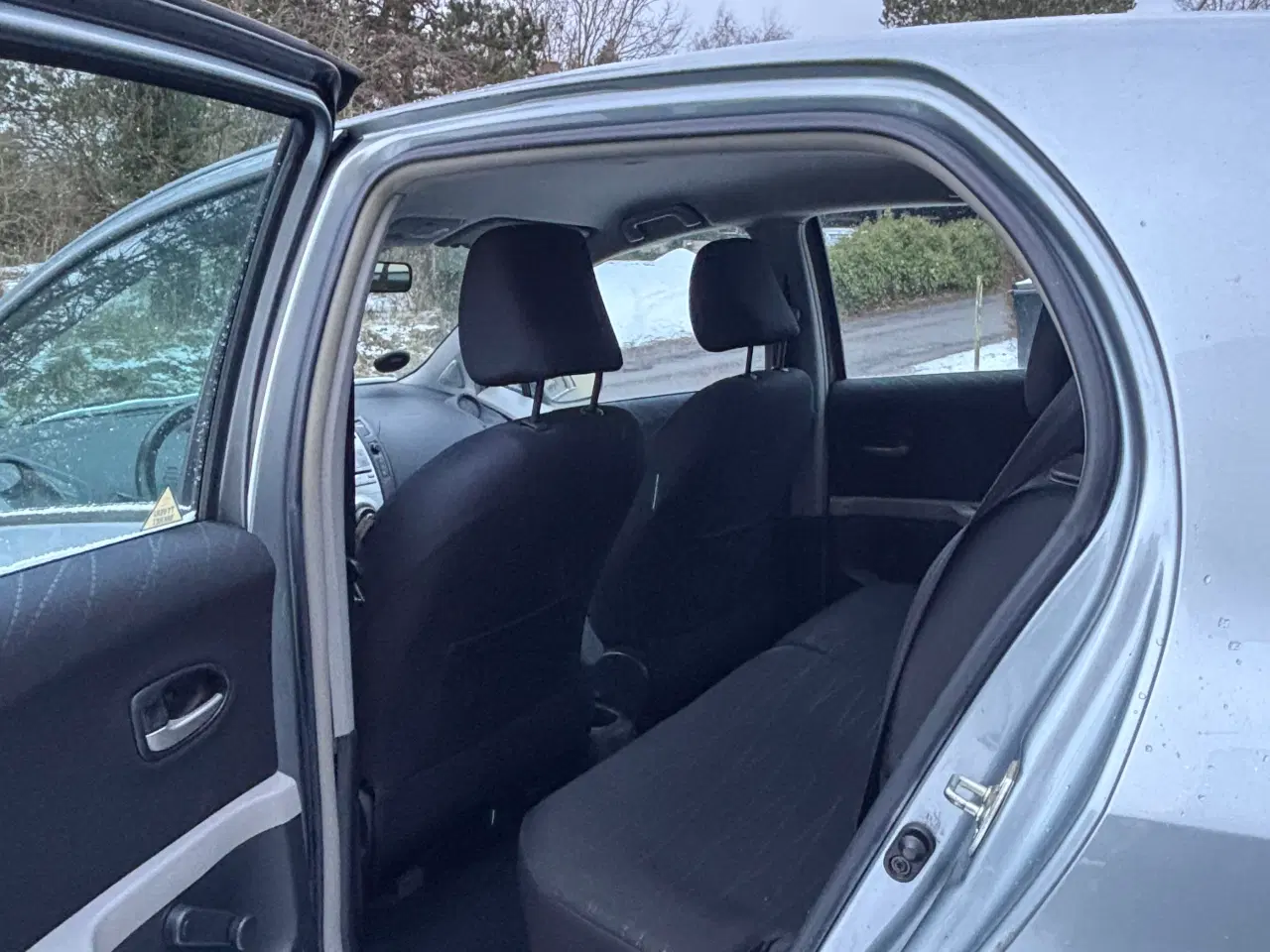 Billede 4 - Toyota Yaris 1.3 - 153000km!