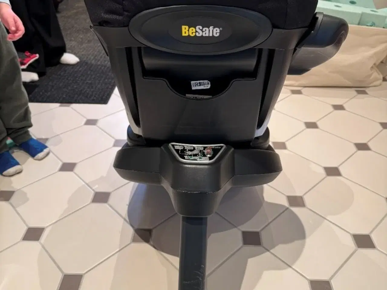 Billede 5 - BeSafe Fresh Black Cab Izi Turn I-Size Autostol