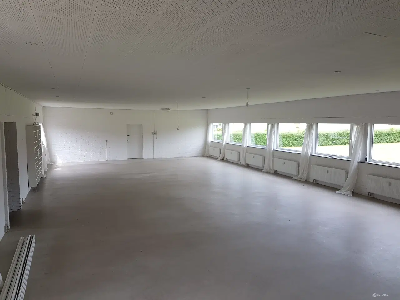 Billede 5 - Lager med mulighed for værksted udlejes.