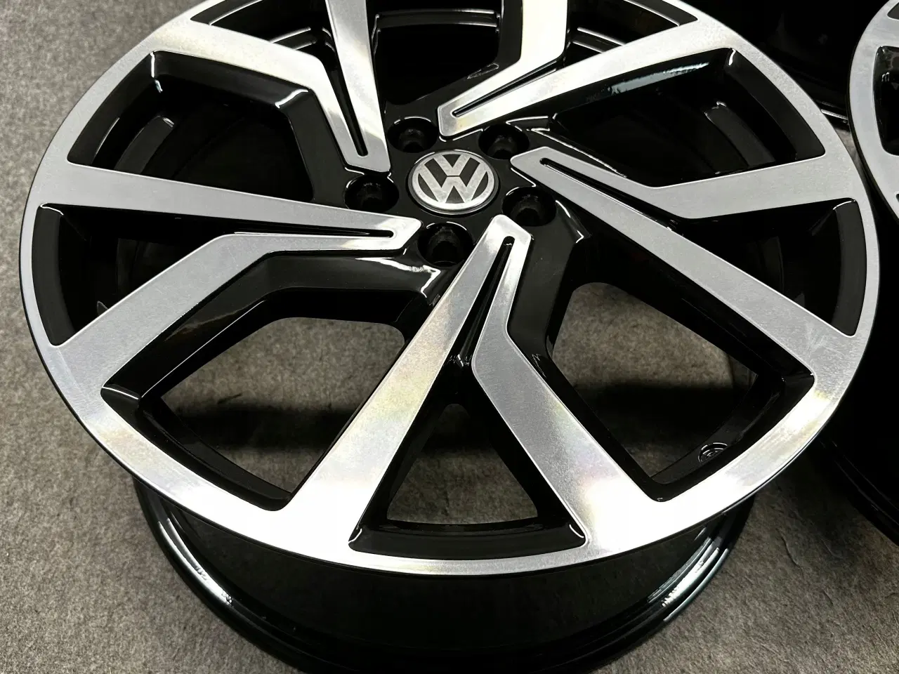 Billede 3 - VW POLO 2G 2G0 GTI BRESCIA 7.5" x 18" 5x100 ET 51