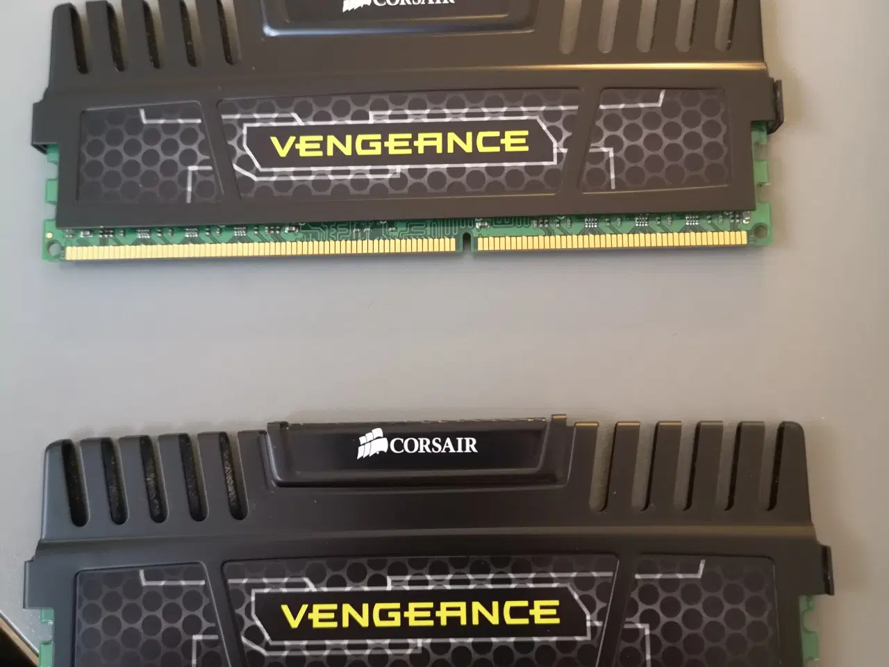 Billede 1 - 2 stk 2x16GB Corsair Vengeance  DDR3 RAM – 1600MHz