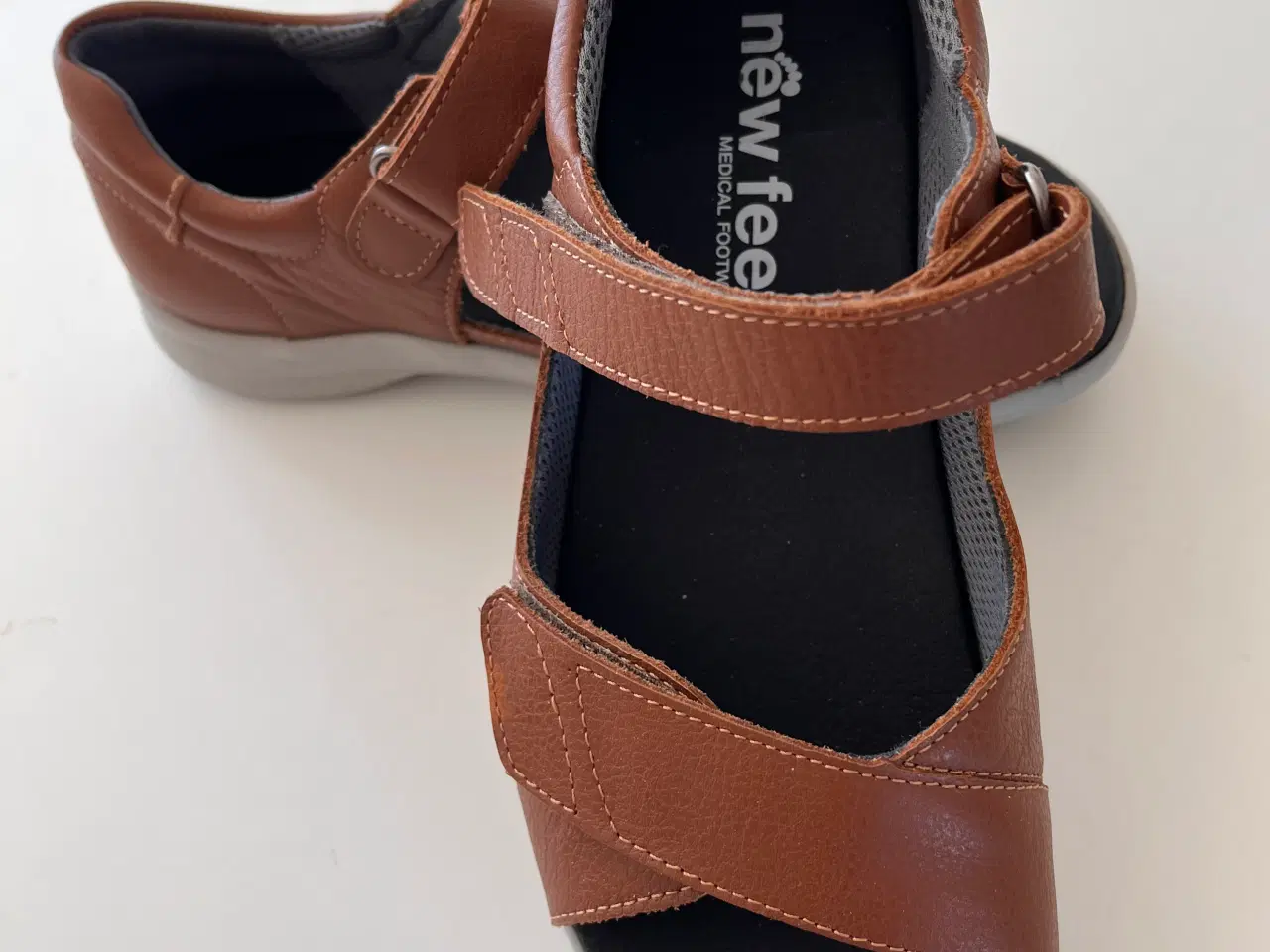 Billede 2 - Damesandal - New Feet med fast bagkap