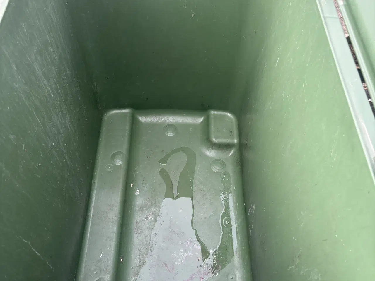 Billede 2 - 660L affaldscontainer