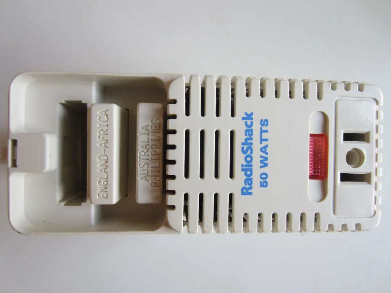 Billede 1 - RadioShack MULTI-NATION TRAVEL ADAPTER