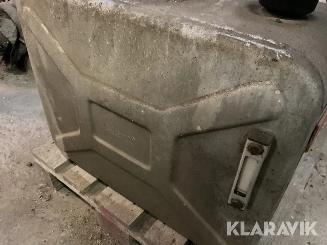 Billede 9 - Tank til hydraulikolie Kopi AH105L 1x2``