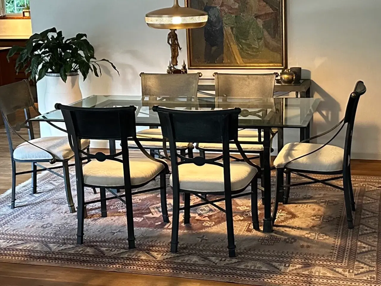 Billede 2 - Spisestue og lysekrone fra UK 