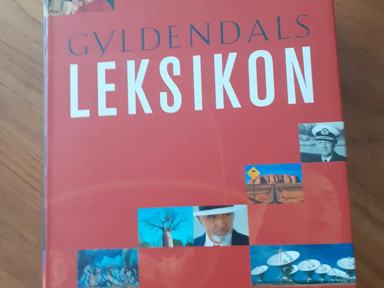 Billede 2 - Gyldendals Leksikon. I kassette. Aldrig brugt!