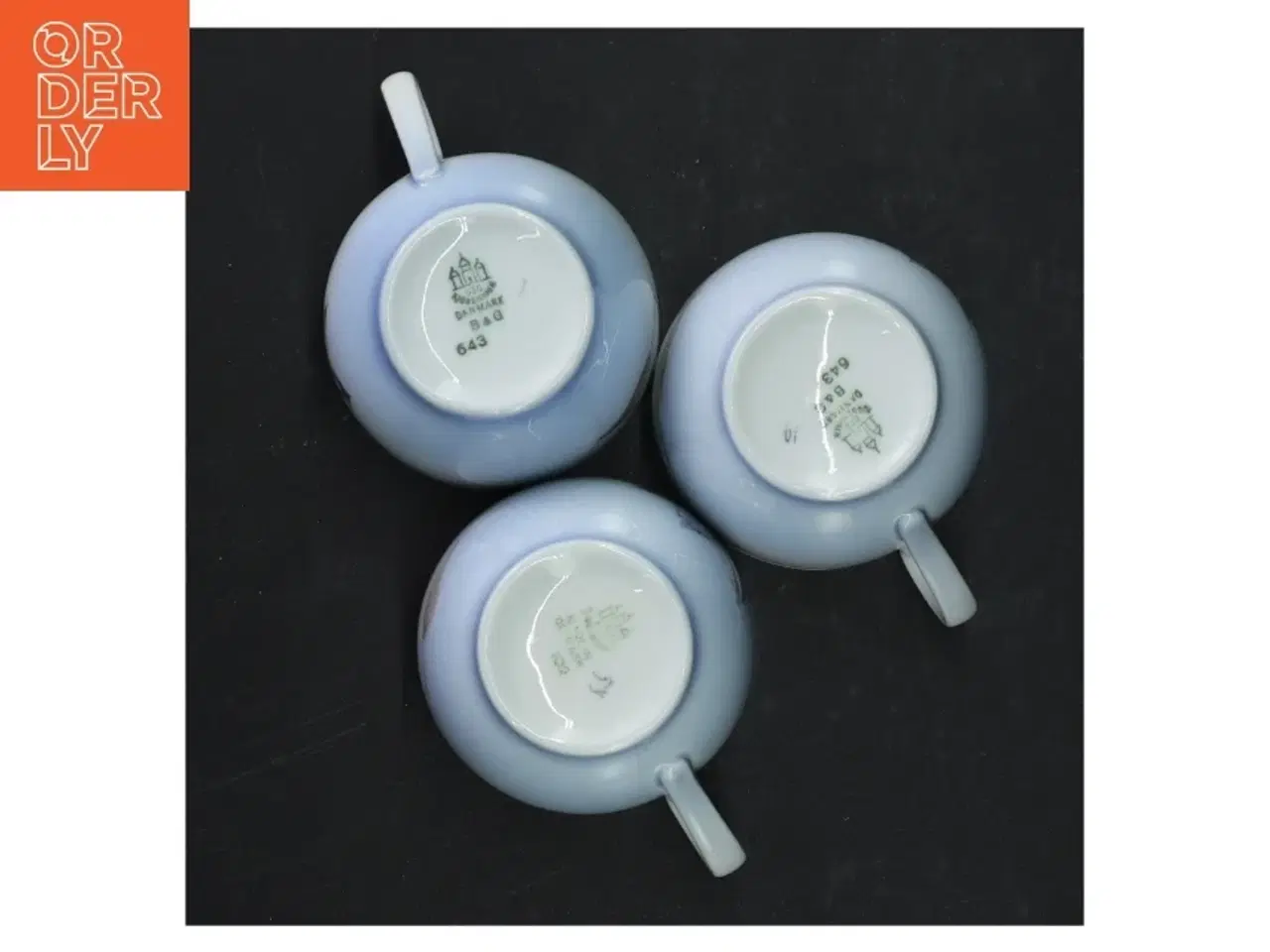 Billede 3 - Porcelænskrus med blade design fra B&G (str. 7 cm i diameter)
