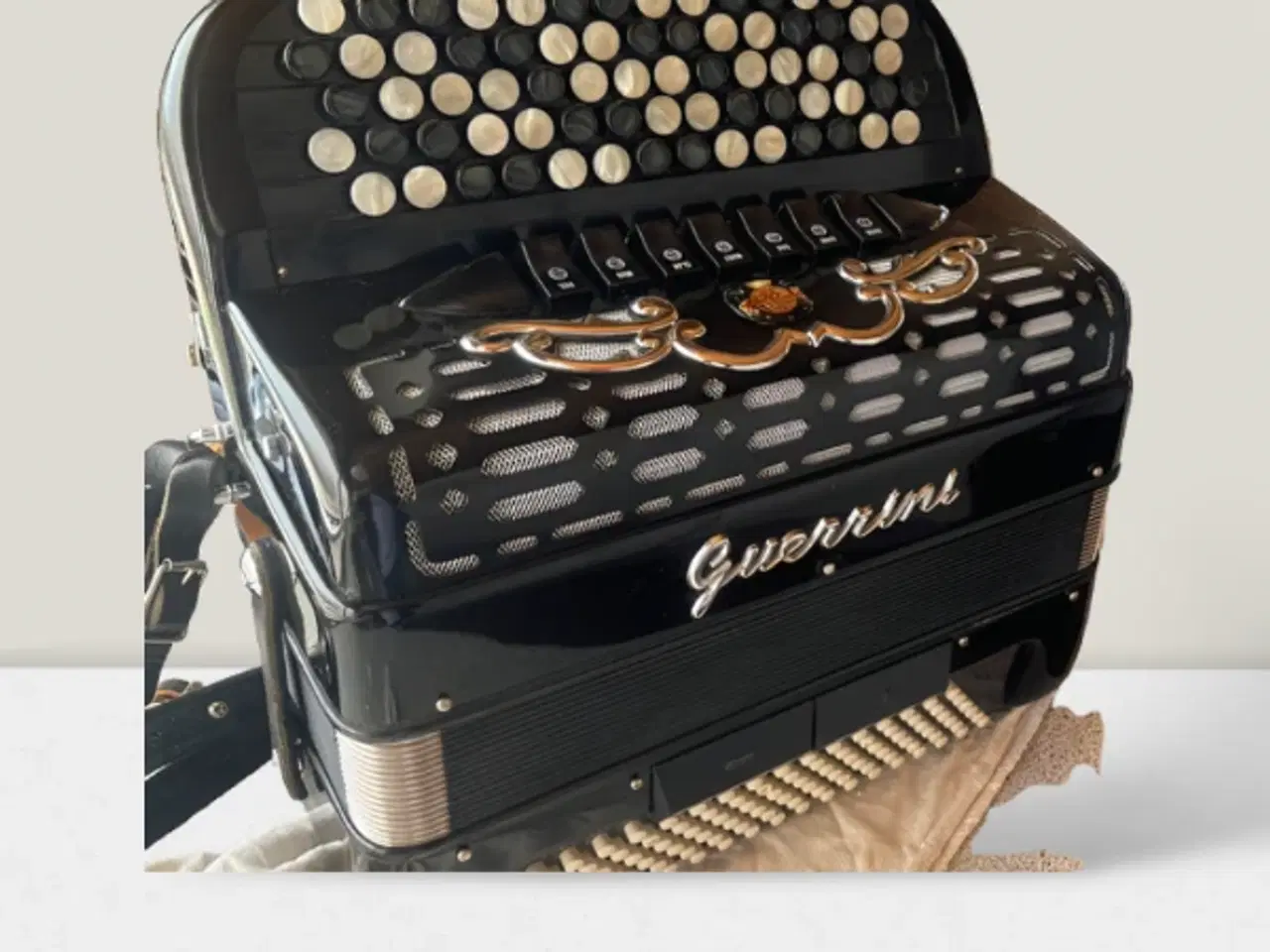 Billede 2 - Gurrini Knapharmonika Model 71