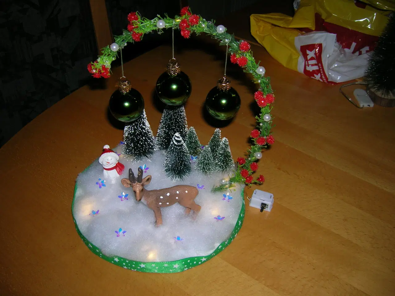 Billede 1 - jule dikration med lys hjemlavet