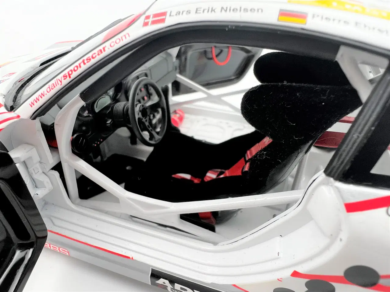 Billede 6 - 2006 Porsche 911 GT3 RSR #83 - Minichamps - 1:18