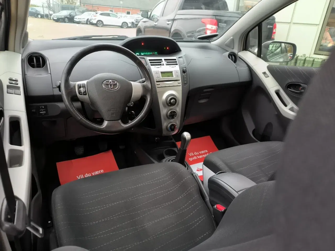 Billede 5 - Toyota Yaris 1,0 Luna