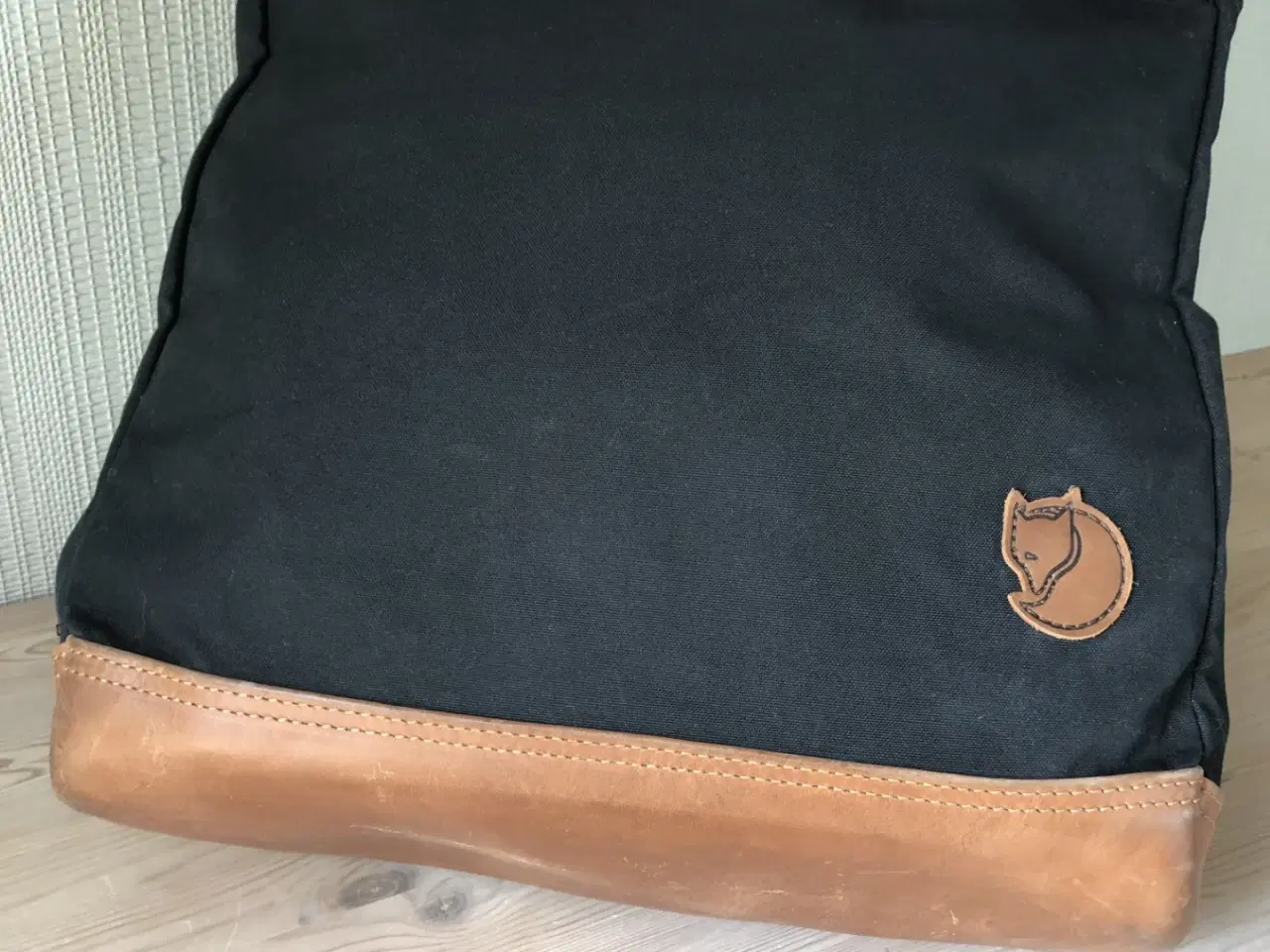 Billede 2 - Fjällräven sort Totepack no 2