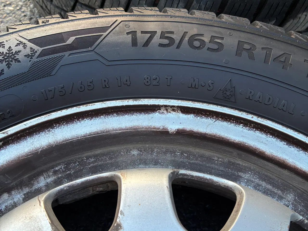 Billede 4 - Originale alufælge med gode vinterdæk