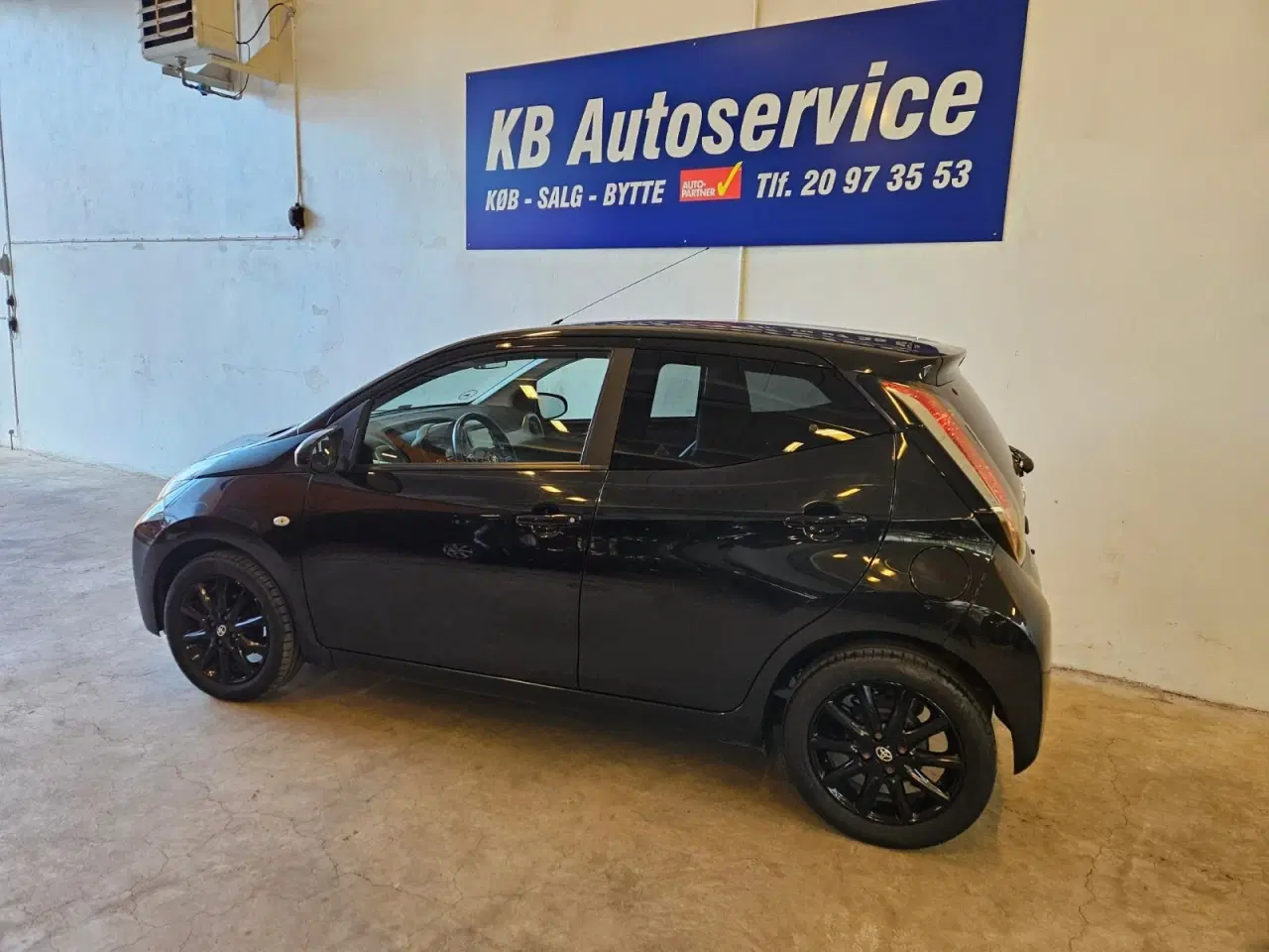 Billede 2 - Toyota Aygo 1,0 VVT-i x-black