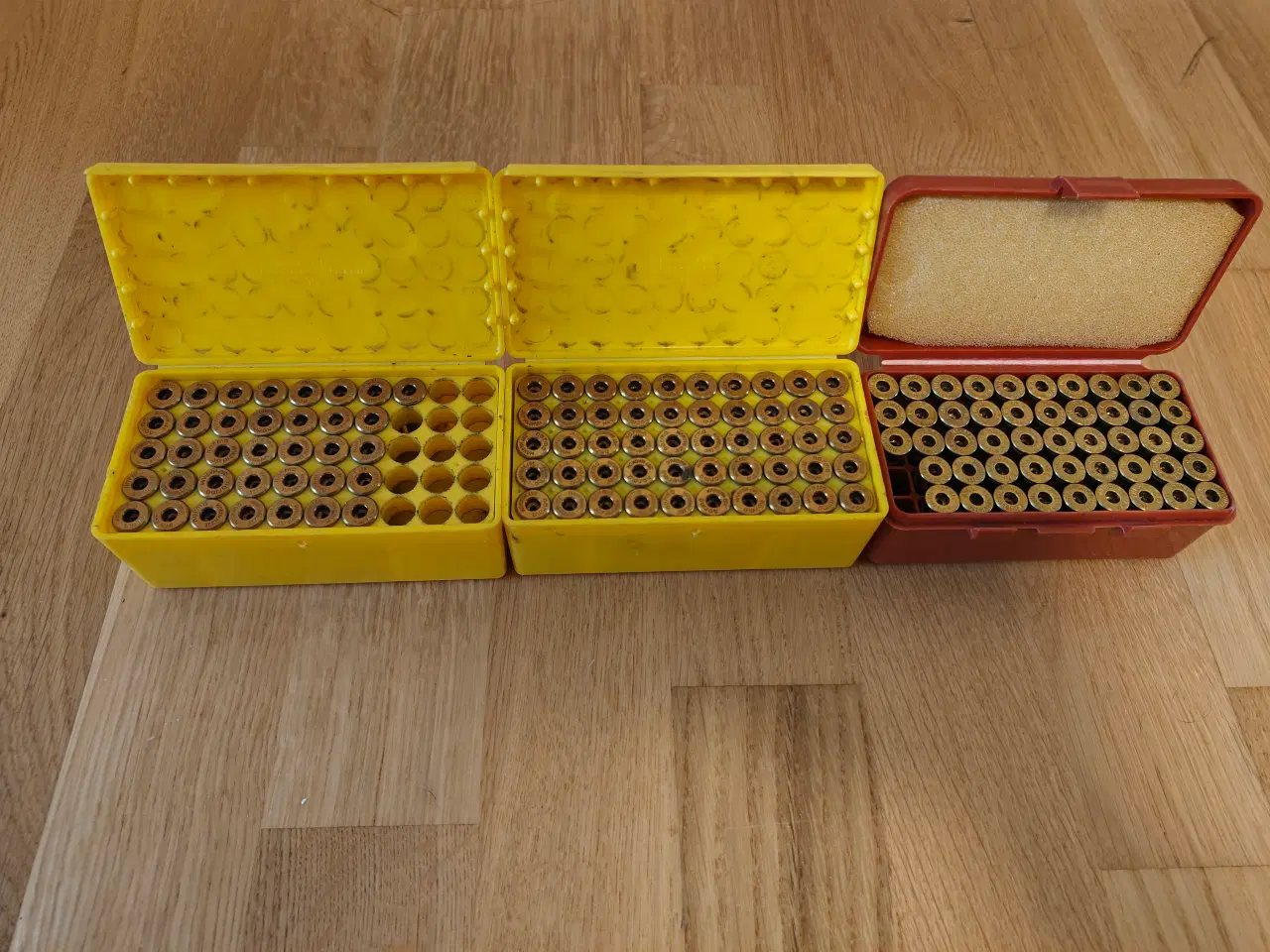 Billede 1 - 133 Enegangs afskudte .357 hylstre