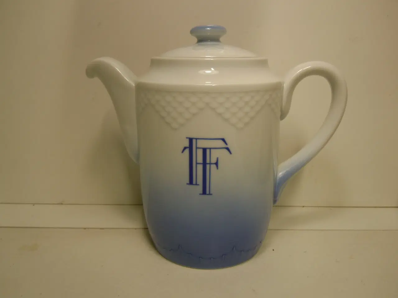 Billede 2 - OPHØR 50% på B&G Blå Tone hotel porcelæn. Pris fra