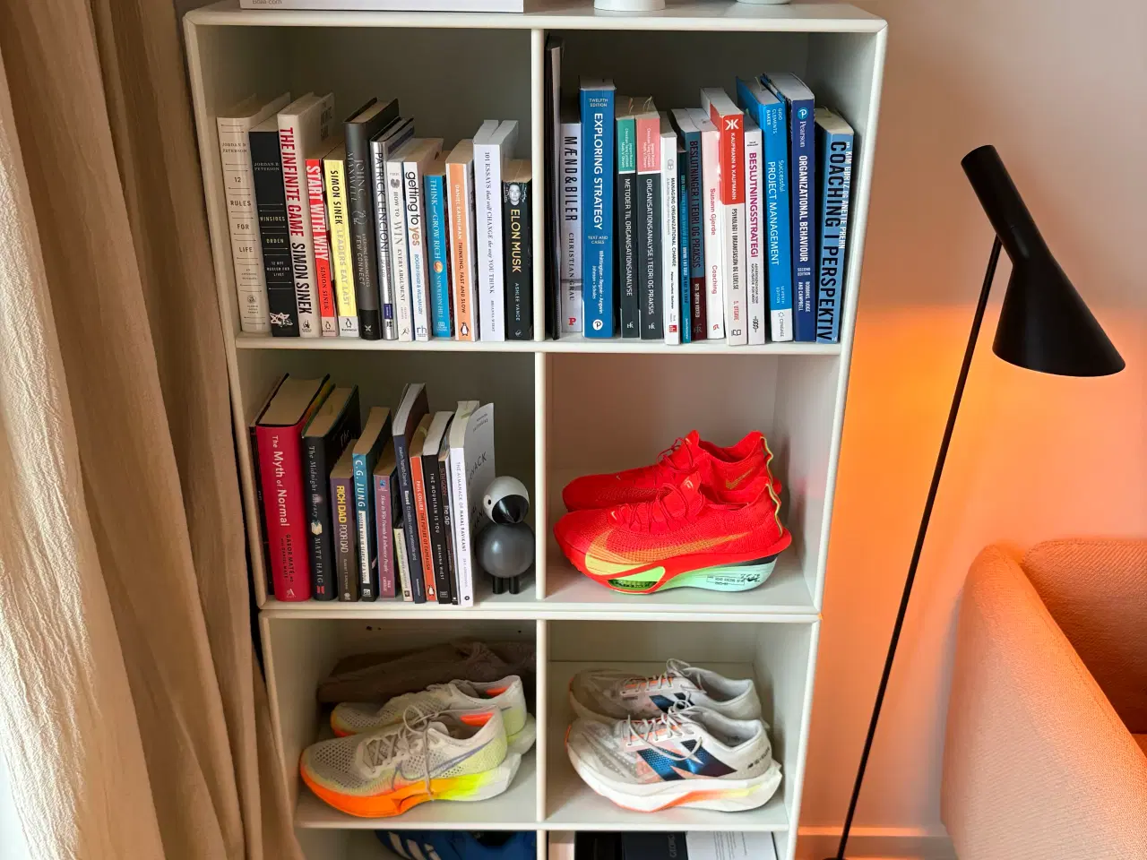 Billede 2 - Montana reoler, sokler og låge 