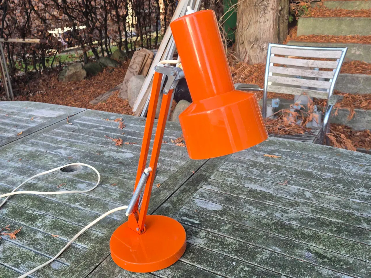 Billede 2 - Flot orange bordlampe fra Lyskær 