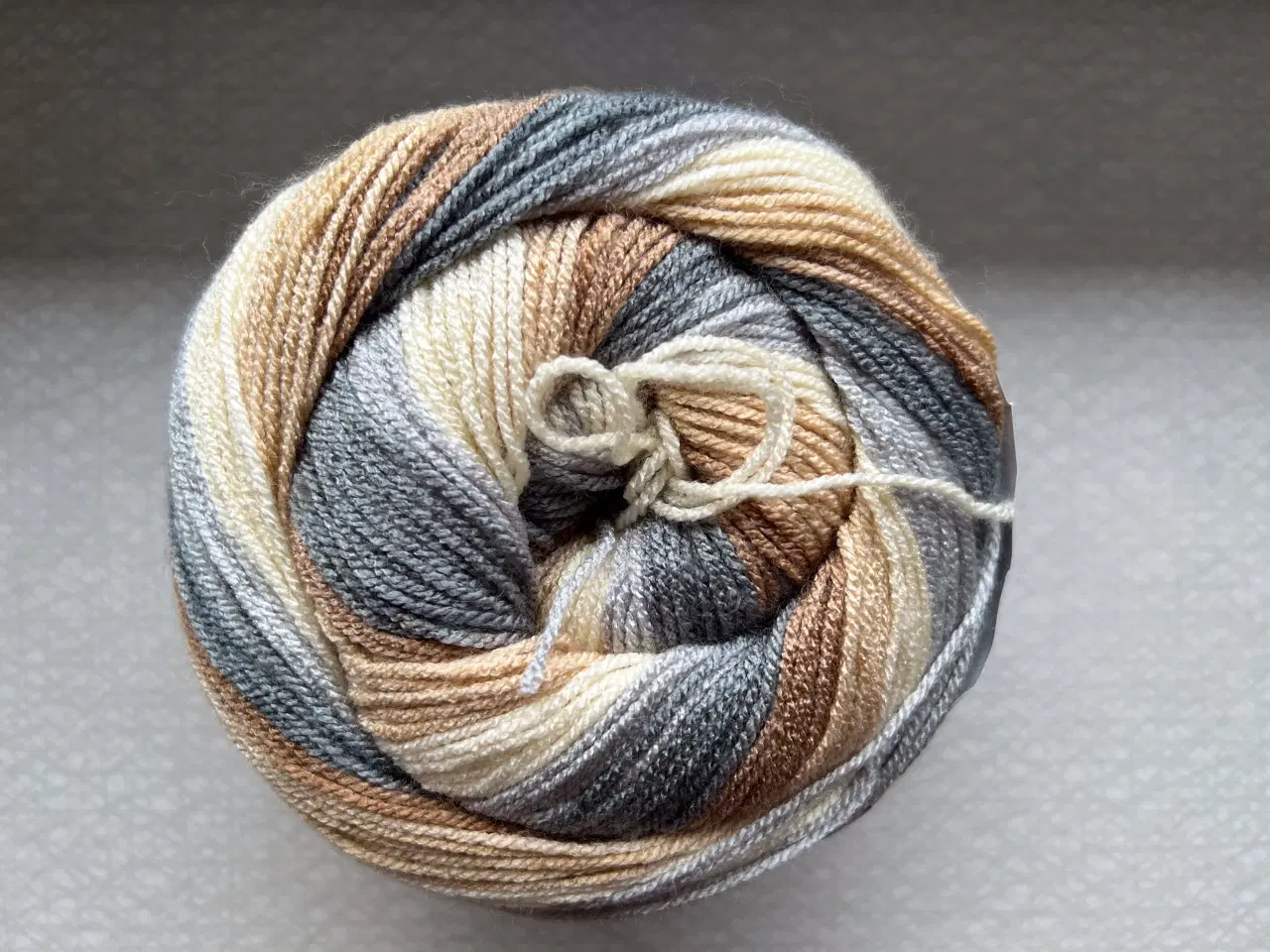 Billede 2 - Stort nøgle Horizon akrylgarn