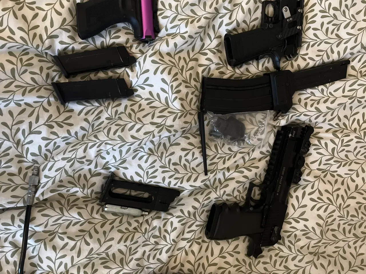 Billede 1 - Hardball våben og magasiner