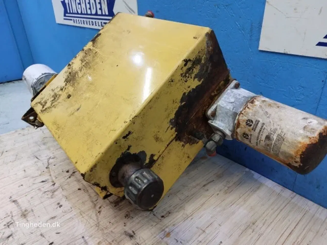 Billede 5 - New Holland FX38 Hydrauliktank 84429993