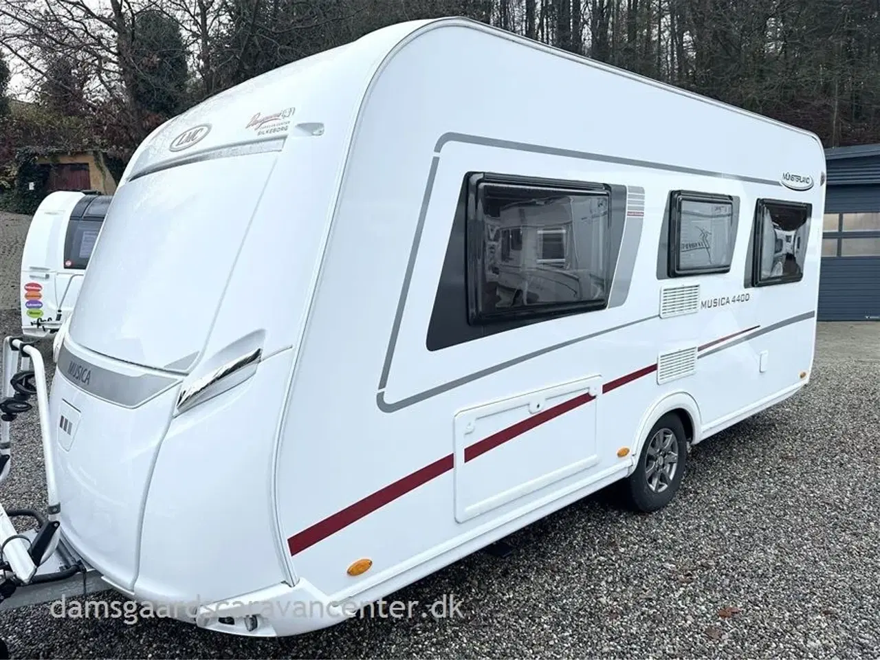 Billede 4 - 2019 - LMC Musica 440 D   Dobbeltseng-Mover-Aircon-Gulvvarme